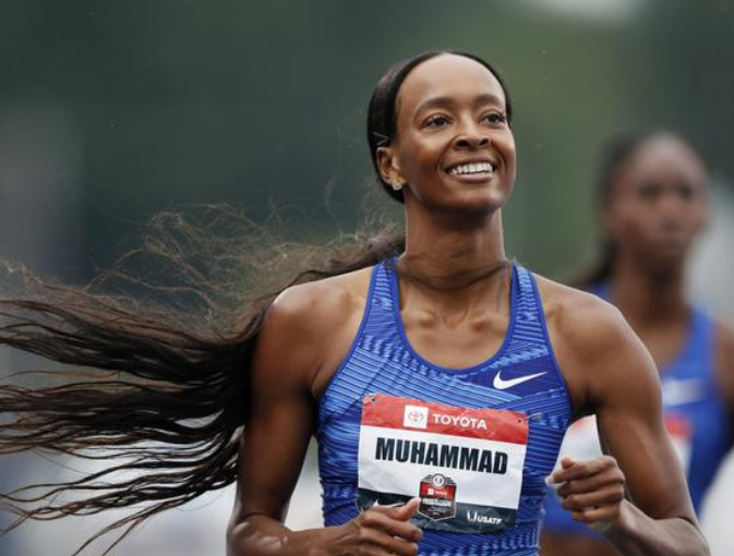 美国奥运冠军打破女子400米栏世界纪录
